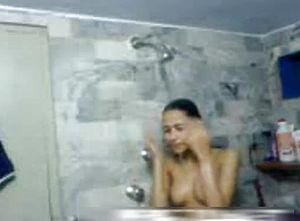 Desi hottie taking bathtub