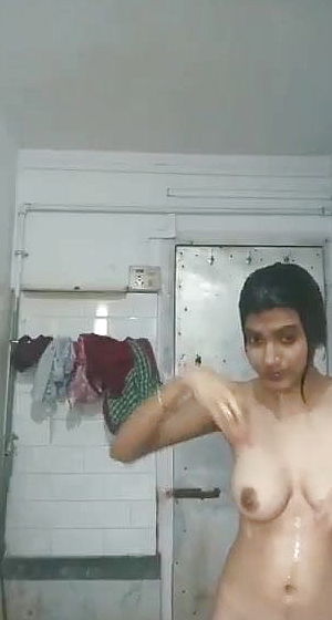 Indian anita bathtub
