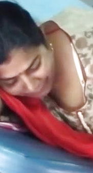 Tamil aunty warm knockers bosom in instruct