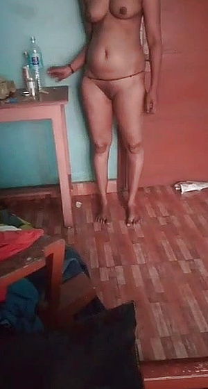 Shameless Mallu Mega bitch Nude in Apartment