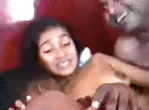 Indian chick mega slut has a 3 way with two of her mates