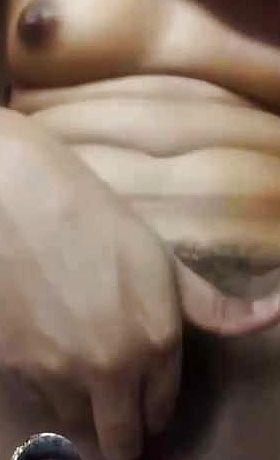 Super naughty Tamil female displaying and frigging on movie call
